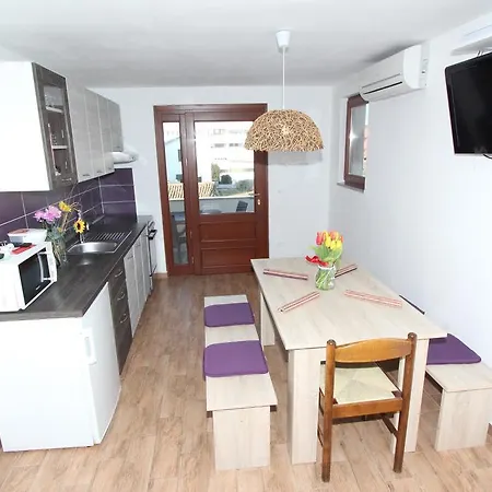Kiwi Apartamento *
